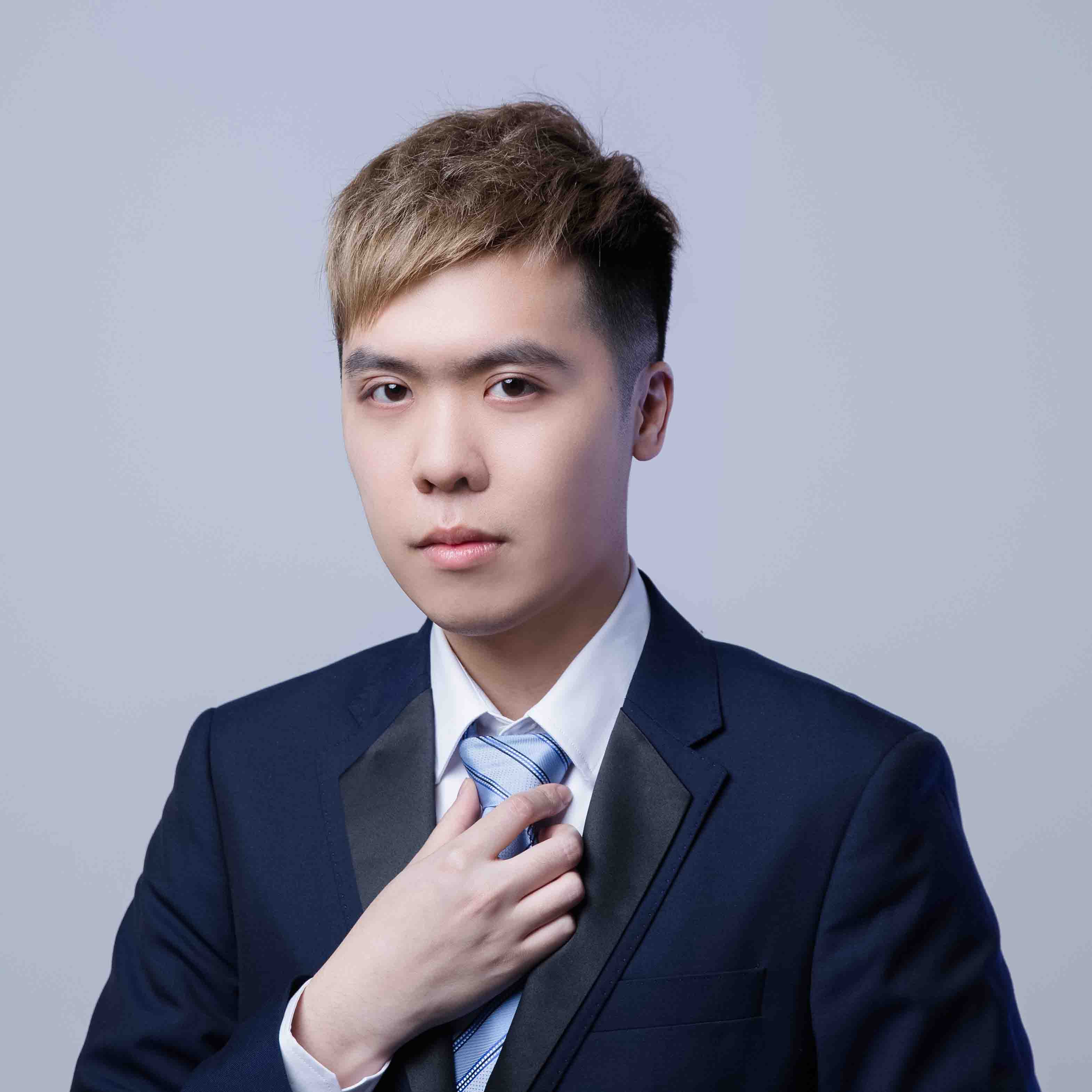 余子濠照片