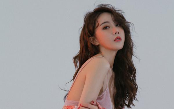 云桐周时瑾小说完整版在线阅读(主角梧桐叶落爱也散云桐)