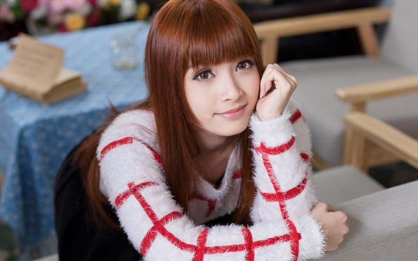 《纪屿陆星哲》小说章节目录精彩试读 求生系统让我成了顶流小说全文