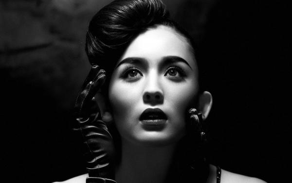 无处逃!娇软小玫瑰夜夜被亲哭精彩章节 洛听薇厉焱舟全章节阅读